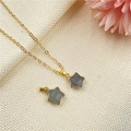 Collar minimalista con colgante de estrella en cristal gris y cadena dorada - Labradorita