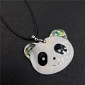 Collier pendentif panda en nacre d'abalone irisée avec un cordon tressé noir - Style Panda 4