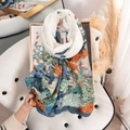 Elegante scialle con stampa floreale arancione e blu dalla consistenza leggera - Blu