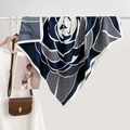 Eleganter dunkelblauer Seidenschal mit Hahnentrittmuster und floralem Satin-Design - 90*90cm / Dunkelblaue Rose