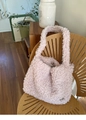 Detail of pink faux shearling texture on a large capacity shoulder bag for women - Pink