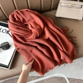 Écharpe d'hiver plissée en rouge orangé, toucher cachemire avec élégantes franges - 67cmx180cm / Rouge rouille