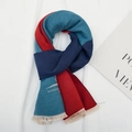 Sciarpa invernale per bambini con blocchi di colore rosso, blu, navy e frange - Rosso