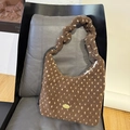 Braune flauschige Kordelzugtasche mit weißen Punkten und breitem Rüschen-Schultergurt - Braun Herz