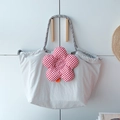 Borsa termica per il pranzo da donna con ciondolo a fiore e chiusura con coulisse - Grigio