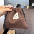 Sac à cordon épais motif léopard marron foncé avec étiquette en toile vintage HYBR - Sac à Cordon / Léopard Marron