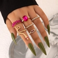 Set di 6 anelli dorati con gemme rettangolari fucsia e design a forma di serpente - Set Serpente Rosa Rosso (18711-rose red) / Oro