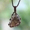 Pendentif en quartz fumé artisanal avec cordon en filet tressé marron pour femmes - Quartz fumé