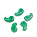 Five green natural stone Magatama pendants with high-polish finish for jewelry making - Dyed Malaysian Jade