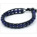 Bracelet en perles de lapis-lazuli cousues main sur cordon en cuir noir avec fermoir bouton - Lapis-lazuli