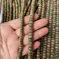 Cuentas redondas planas de piedra Unakite para joyas DIY con patrones verdes y rosas - Unakita