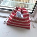 Piccolo sacchetto a coulisse in cotone con strisce orizzontali rosse e bianche - A righe rosse e bianche