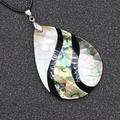 Collana a goccia con mosaico di conchiglia di abalone e madreperla cangiante - Stile a Righe Ritmiche Bianche e Nere (Stile E)