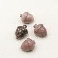 Lot de 4 glands sculptés en rhodonite avec textures naturelles roses et noires - Rhodonite