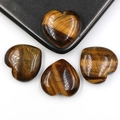 Cœurs en cristal d'œil de tigre de 25mm avec texture naturelle chatoyante brun doré - Oeil de Tigre 1pc