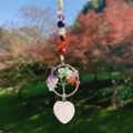 Pendentif Arbre de Vie en pierres chakra avec un charme en quartz rose en forme de cœur - Quartz rose