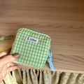 Astuccio portatile a quadretti verdi per assorbenti con etichetta Lime e zip - Stile Gingham Verde
