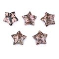 Cinq cristaux de rhodonite de 25mm en forme d'étoile aux textures roses et noires - Rhodonite