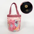 Rosa Canvas-Eimertasche mit Bären-Print und verbessertem Magnetverschluss-Detail - Rosa Pummelbär Gitter / Verstärkter Boden