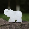 Figura de elefante de piedra blanca translúcida para decoración del hogar y adorno de mesa - Cristal de roca