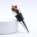 Star-shaped goldstone wine stopper with a zinc alloy base and silicone seal - Gold Sand Stone (Synthetic)