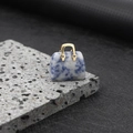 Ciondolo borsa in cristallo bianco blu con manico dorato per fare gioielli - Pietra a Macchie Blu