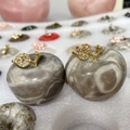 35mm grey marble apple ornament with gold leaf and sparkling rhinestone detail - Map Stone (Gold Leaf) / 45X33mm