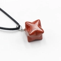 Pendentif étoile en jaspe rouge poli sur collier avec cordon tressé noir réglable - Jaspe Rouge
