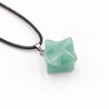 Pendentif étoile en quartz aventurine verte avec cordon tressé noir et fermoir argenté - Aventurine Verte