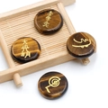 Set de piedras de Reiki ojo de tigre con símbolos japoneses dorados en bandeja - Ojo de tigre