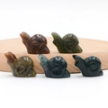 Set aus 1-Zoll geschnitzten natürlichen Kristall-Schneckenfiguren aus bunten Edelsteinen - Indischer Achat