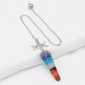 Pendentif pendule chakra avec sept cristaux colorés et chaîne croissant de lune - Pendentif en Colonne (Chaîne Triple Lune)