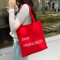 Texture dettagliata della borsa tote in nylon rosso con stampa San Francisco bianca - Rosso