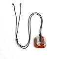 Pendentif carré en jaspe rouge naturel avec collier en corde tressée noire réglable - Pierre de Sang Africaine