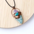 Colgante vintage bohemio de amatista natural y turquesa con cordón negro - Fluorita
