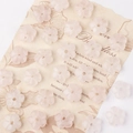 Rosa Quarzperlen in Blumenform mit Mittellöchern für DIY-Schmuck und Ketten - Rosenquarz