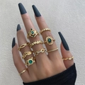 Set de 11 anillos vintage dorados con piedras preciosas verde esmeralda y diamantes - Juego de 11 Piezas Verde Esmeralda Dorado (25896-gold)