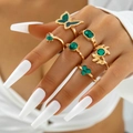6-teiliges goldenes Ring-Set mit grünen Smaragden, Schmetterlings- und Herzmotiven - Schmetterlingsherz 6-teiliges Set (23642-green)
