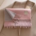 Pink and light grey double-sided wool blend scarf with tassels and leather patch - 33x185cm / Pink