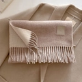 Soft wool blend tassel scarf in beige camel with a premium leather logo patch - 33x185cm / Light Rice Pink