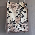Detail of rose print pashmina shawl with delicate tassels and soft jacquard texture - Brown Edge Rose Style (GSJ-532-棕色边)