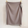 Detail of double-sided cashmere-like scarf in dusty pink and grey with fine fringe tassels - Grey (SM-17)