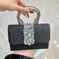 Elegante schwarze Glitzer-Abendtasche mit schwanenförmigem Silbergriff und Strasssteinen - Schwarz