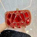 Bolso de noche de lujo con diamantes de imitación rojos y detalles dorados - Rojo