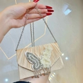 Borsa da sera champagne con farfalla di strass e fiori di perle tridimensionali - Albicocca