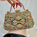 Sac de soirée luxueux avec cristaux multicolores et poignée en métal doré - Base Or Zircon Coloré