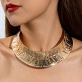 Gouden choker ketting met geometrisch reliëfpatroon voor modieuze feesten - Gouden Geometrische Rasterstijl (29408-G)
