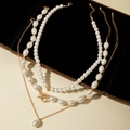 Ensemble de colliers de perles à trois rangs avec fermoir OT doré et pendentif cœur - Style de Fermoir à Bascule de Cœur de Perle à Trois Couches / Blanc (31510-nek-white-EP)