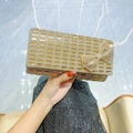 Pochette da sera dorata con strass rettangolari e un fiocco di cristallo 3D - Oro