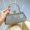 Pochette de soirée argentée avec strass et motifs floraux en cristal - Argenté